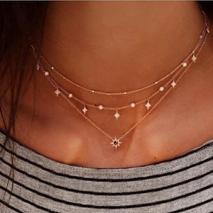 Nytt mode vintage multilayer kristall hängsmycke halsband kvinnor guld färg pärlor måne stjärna horn halvmåne choker halsband smycken ny