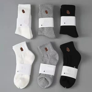 mens sock klassisk broderad mittrör japansk stil bomull höst och vinter handduk botten kvinnor sport strumpor