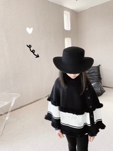 Alta Qualidade Outono Inverno Inverno Doce Crianças Meninas Camisola De Malha Capes Poncho Crochet Batwing Manga Cinza Cor Preta Criança Criança Jaqueta De Bebê Bloak