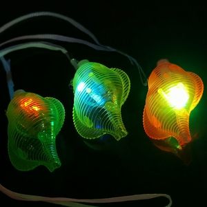 flashing new year gift Children's stall conch glow whistle to help the flash whistle bar party supplies light toys wholesale