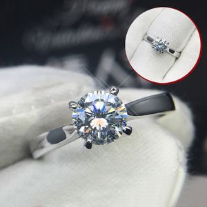 الكلاسيكية 14 كيلو الذهب الأبيض 1.5CT EF اللون moissanite الدائري vvs1 جولة قطع مختبر خاتم الماس الاشتباك الزفاف الذكرى الدائري