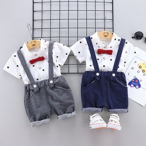 I bambini estivi impostano i produttori di abbigliamento per bambini di tendenza in cotone a maniche corte di 1-2-3-4 anni all'ingrosso diretto