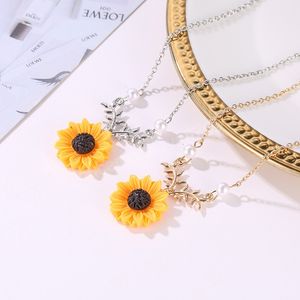 Vergoldetes Blatt Bracnch Halskette Gelbe Sonnenblume Anhänger Halsketten Lange Kette Peal Halskette Für Frauen Modeschmuck