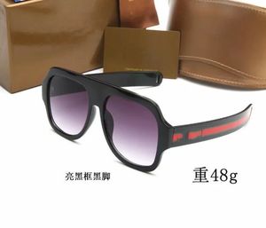 Tasarımcı Güneş Gözlüğü Marka Gözlük Açık Shades PC Farme Moda Klasik Bayanlar Lüks Gözlük Aynaları Kadınlar için 567