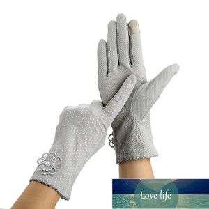 Ny Mode Kvinnors Solskydd Handskar Hög Elastisk Snörning Design Dots Mönster Anti-Skid Touch Screen Driving Gloves För Kvinnor