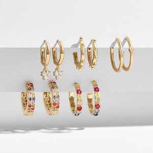 Lyxig Gilding och Rhinestones Charm Five Style Basic Golden Hoop Inlagda Konstgjorda Diamanter Två färger Valfri grossist By Set