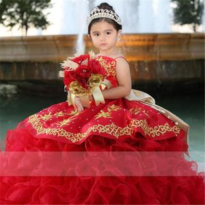 Rote Prinzessin Girls -Festzugskleider Gold Stickerei Spitzenperlen Big Bow Ball Kleid Sweep Zug Organza Rüschen Stufe Party Geburtstagskleider 403