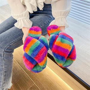 Pantofole da casa autunno inverno donna Pantofole da interno comode e calde Ladies Rainbow Color Peluche Infradito zapatos mujer zapatilla Y1120