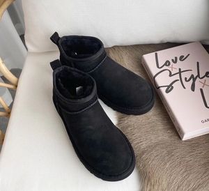 Botas aquecidas de veludo de couro masculino e femininas, elegante e quente, entrega rápida, completa em vários tamanhos de cores, flat-bottomed, antiderrapante à prova d'água