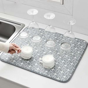 Kitchen Dish Drying Mats for Counter Top Suction Tableware Cup Bowl Drain Pad Dry Matter Control Desktop Placemat Report RRB12898
