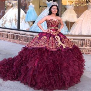 Vestidos de XV Anos Floral Charro Lace Quinceanera Prom Klänning Burgundy Broderi Princess Sweety 16s Girls Masquerade Klänningar