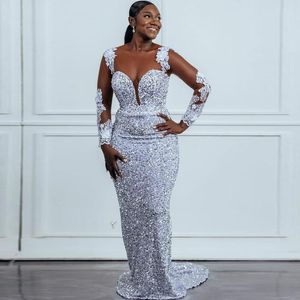 Brilliant Sequined Mermaid Prom Dresses Illusion Långärmad Sexig Baklösa Plus Storlek Formell Kväll Wear Sparkle African Prom Party Gowns