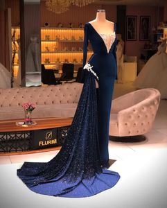 Mörk Navy Mermaid 2022 Prom Dresses Appliqued Beaded Long Sleeve Split Evening Formell Wear Party Andra mottagningstorkar