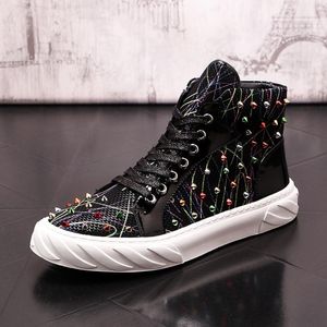 Summer Short boots Fashion rivet Breathable Men's Casual Punk Hip Hop Male High Tops Comfortable Outdoor Sneakers