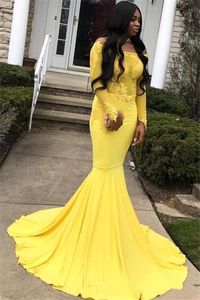 Seksowny z długim rękawem Żółty Mermaid Prom Dresses 2021 Illusion Top Off Ramię Bateau Neck Aplikacje Koronki Długie Tanie Formalne Suknie Wieczorowe