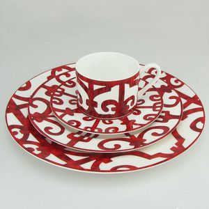 Bone China Dinner Plate Spanish Red Grid Dish Art Design Plate Dinnerware Sets 211012