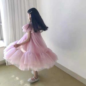 Fee Mädchen Schöne Fly Sleeve Rüschen Kleid für Kinder Kinder Ins Mode Blumen Mädchen Hochzeit Kleidung 210529