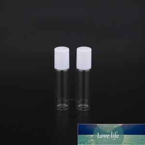 50 sztuk / partia Promocja Szkło 10ml Perfumy Butelka Biała Pokrywa 1 / 3oz Essential Oil Container Kobiety Kosmetyczna Pot Refillable Roll On Jar Cena Fabryczna Ekspert Projekt