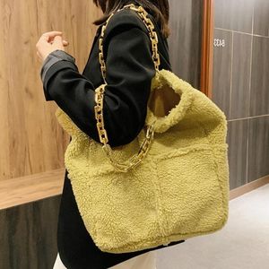 Shoulder Bags Vintage Large Tote Bag 2021 Fashion High Quality Soft Plush Women's Designer Handbag Thick Chain Capacity
