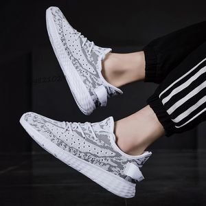 2021 New Men Running Shoes Breathable Shoes Super Light Sneakers Women Comfortable Jogging Casual Sho Soft Flat Zapatos c4