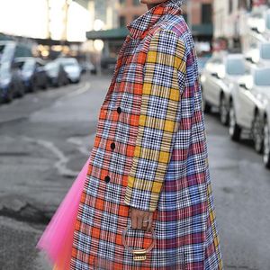 Trench femminili Women Autumn and Winter Plaid Bass Coat Casual Fashion Fashion Long Abrigos Mujer Invierno 2021