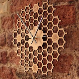 Minimalistyczny prezent Zegar ścienny Trwałe Silent Sweep Contemporary Bamboo Honeycomb Kitchen Non Ticking Bee Home Decor H1230