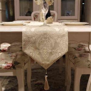 European Embroidered Floral Table Runner Luxury Modern Rice White Flag Decor for Dining Shoe Cabinet with Tassels 210709