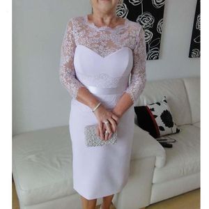 2021花嫁の茶長シース母の花嫁のドレスジュエルネックレースサテンの結婚式ゲストガウン新郎の母親のフォーマルウェアのイブニングドレス