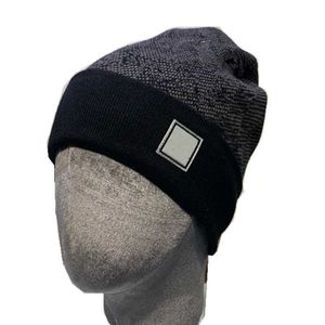 2021 Luxus-Designer-Strickmütze, Eimermütze, Beanie-Mütze, Skimütze, Snapback-Maske, taillierte Wintermütze für Herren, Unisex, Kaschmir, karierte Buchstaben, lässige Outdoor-Mode