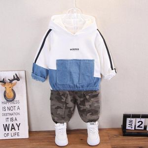Klädsuppsättningar Baby Boys Suit 2021 Spring Autumn Kids Plus Camouflage Byxor Hoodie Tvådelade Barnens pojke Fall Kläder Outfit