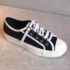 Popular Runner Mesh Shoes Lace-up Patchwork Mixed Colors Low Cut Fashion Couple Casual Walking Shoes Cheap