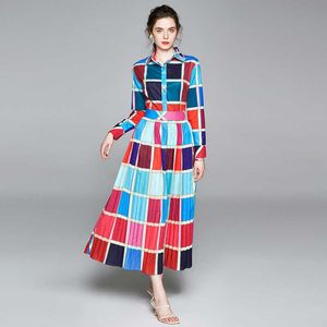 Autumn Fashion High quality Long Dress Women Turn-down collar Sleeve Vintage Hit color Plaid Pleated 210529