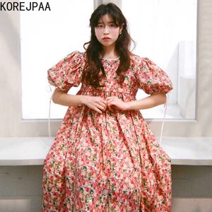 Korejpaa Kobiety Dress Summer Korean Retro Kwiat Druku Okrągły Neck Hollow Open Back Lace Sleeve Rękaw Puff Luźne Duże Vestidos 210526