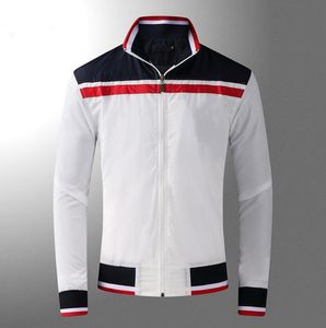Mode Herren Design Jacken mit Taschendekoration Pferdeball bedruckte Mäntel Jugendliche Beliebtheit Jacke für Männer