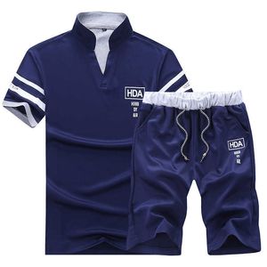 カジュアルスーツの男性夏セットトラックスーツブランド服スタンドカラーストリートワールトップスティー+ショーツファッションメンズセットCamisetas Hombre X0610