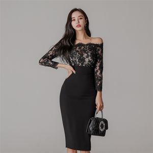 Off Shoulder Sheath Dress Korean Ladies Sexy Black Lace Office Hollow Out Party Bodycon Klänningar för kvinnor 210602