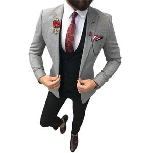 3 Parça Slim Fit Groomsmen Erkekler Için Takım Elbise Tepe Yaka Düğün Damat Smokin Erkek Moda Kostüm Ceket Siyah Yelek Pantolon 2021 x0909