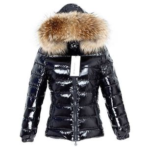 Winterjacke Frauen Echtpelz Mantel Parkas Ente Daunenfutter Waschbärkragen Warm Schwarz Streetwear 211216