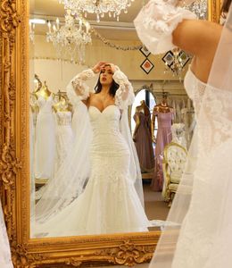 Designer Meerjungfrau Kleider zweiteilige Langarmspitze Applique Sweep -Zug maßgeschneiderte Strandkleid Hochzeitskleid Vestido de Novia