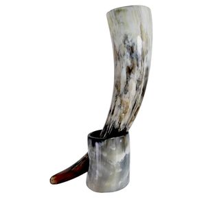 Натуральный викинг, питьевой рог с стойкой Cups Ale Beer Wine Gooklet Chalice Tankard Ox Horn Beaker сосуды 210821