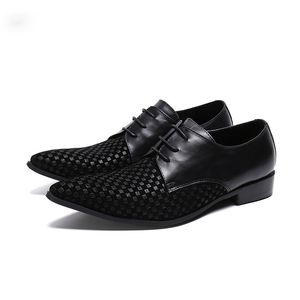 Moda Mens Vestido Sapatos Pontilhados Toe Black Business Homem Sapatos de Couro Lace-up Formal Casamento Sapato, Big US6-US12