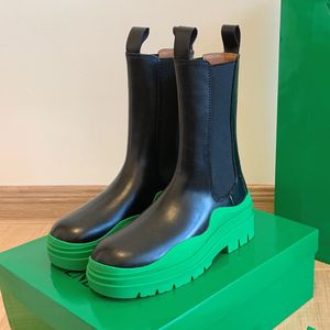 Desinger Kvinnor Bott Plattform Martin Boot Lyx Designers Skor Italien Märke Kalvskinn Stövlar i äkta läder Kvinnmode Tjockbottna Top Sneakers Hög kvalitet