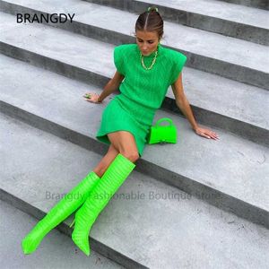 Padrão joelho-altos saltos mulheres botas pontilhadas toe neon verde stiletto feminino runway banquet sapatos 220108