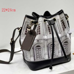 Women Bags 21SS Fashion Drawstring Bag Classical Female Designers Shoulder bag Luxurys Handbags Stylist Grace Elements