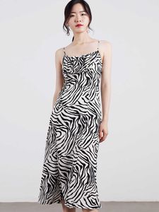 Sexig kvinna klänning zebra print sling vik spaghetti rem bodycon nattklubb fest klänningar elegant vestidos sommar 210608