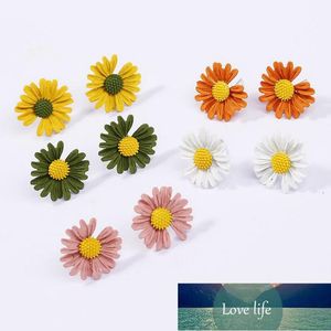 Brincos de flor frescos pequenos doaisy garanhão brincos para mulheres orar metal amarelo branco verde rosa laranja sol flor brinco jóias preço de fábrica