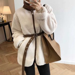 Thicken Cotton Lalambswool Coat Women's Winter Korean Lambskin Fur Motorcycle Jackets with Belt Female 210607