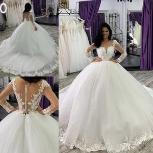 Long Sleeves Ball Gown Dubai Wedding Dresses Sheer Crew Neck Lace Appliques Beaded Vestios De Novia Bridal Gowns With Buttons 328 328