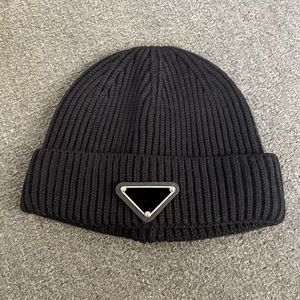 Mode Hohe Qualität Designer Beanie Schädel Caps Unisex Strickmütze Herren Damen Buchstaben Casual Outdoor Run Warm Halten Hut