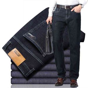 2021 Zimowe Nowe Męskie Ciepłe Niebieskie Czarne Slim Jeans Classic Style Stretch Slim Fit Grube Spodnie Moda Spodnie Mężczyzna Marka G0104